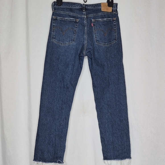 Levi's Women's Wedgie Straight Leg Button-Fly Raw Hem Ankle Jeans - Size 29W-26L - Picture 4 of 16